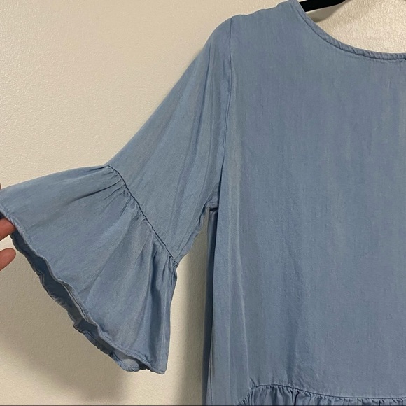 Karen Kane Shark Bite Hem Ruffle Sleeve Size XS - Picture 5 of 11